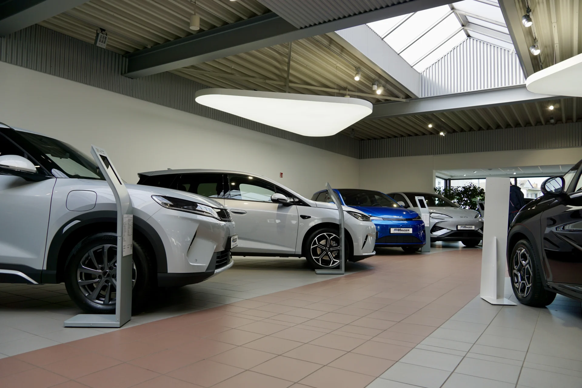 GS9 BYD Showroom